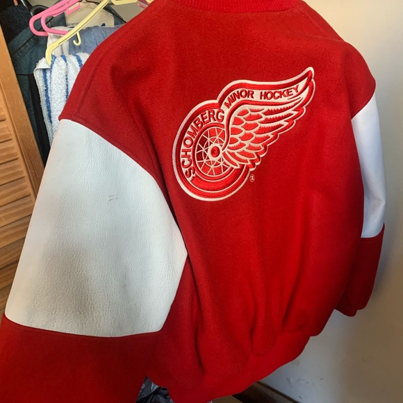 Schoenberg Minor hockey team jacket - Picture 2 of 7